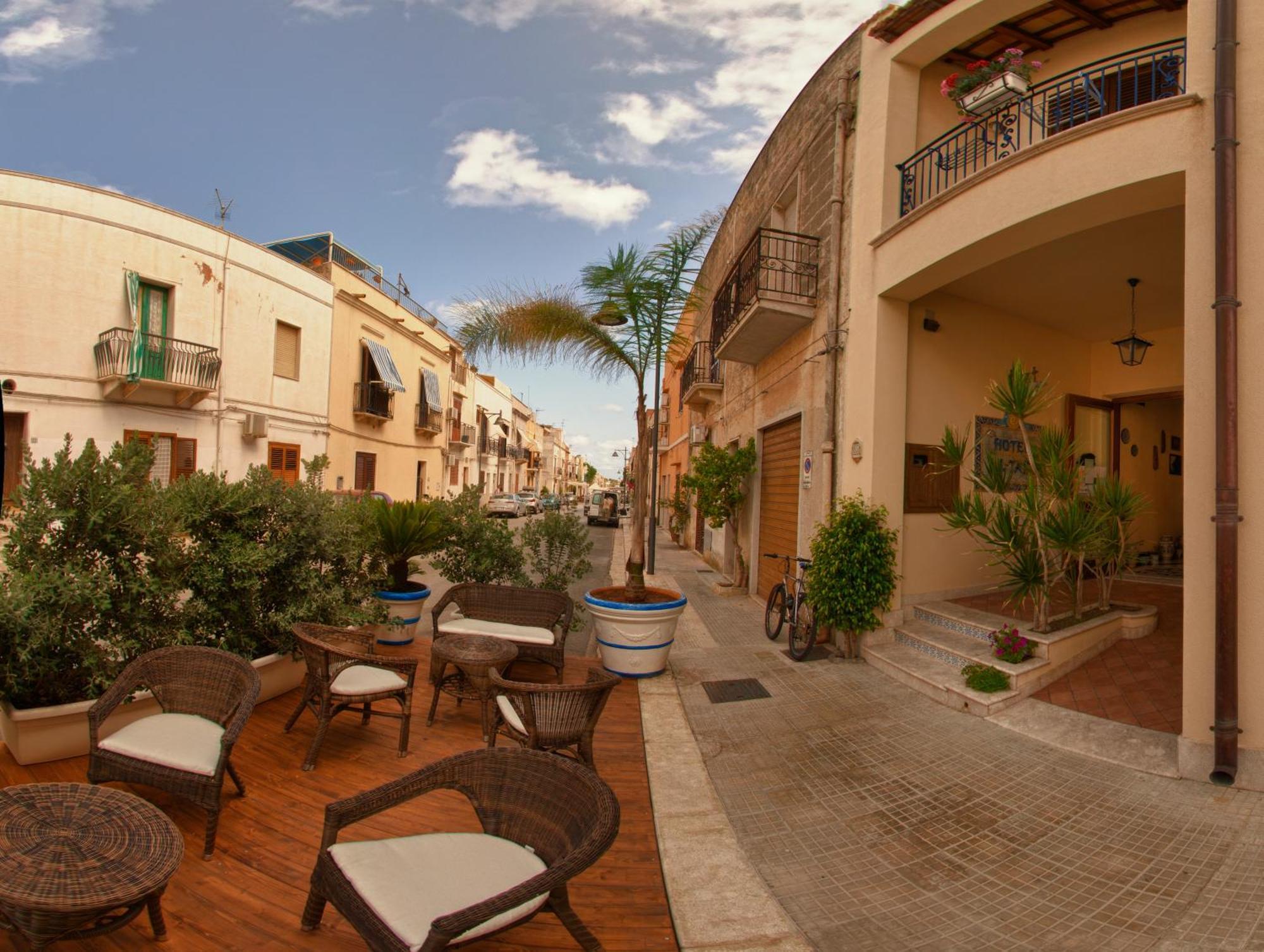 Hotel Al-Tair San Vito Lo Capo Zewnętrze zdjęcie